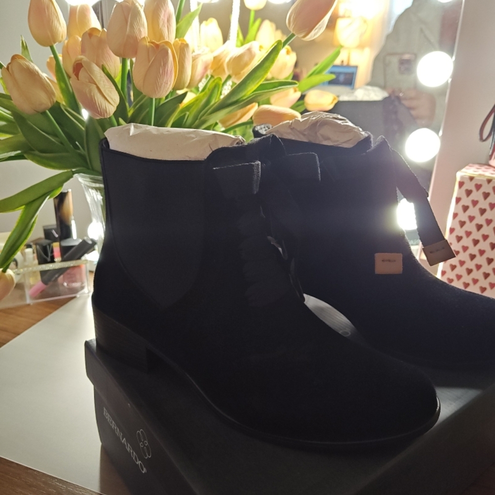 Bernardo Lacey Velvet Rain Boots